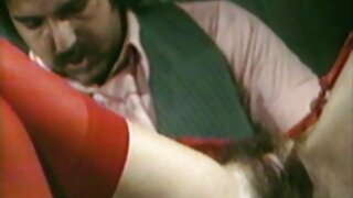 پورن داگی استایل با بازی سکس زوری چند نفره داغ Amara Romani از Bang Bros.